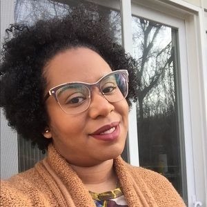 Meet your Posher, Krystal